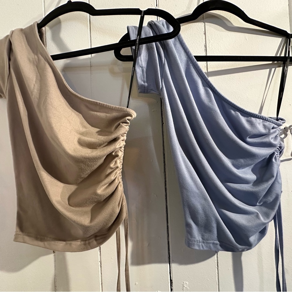 One-Shoulder Ruched Tops in Tan and Blue
